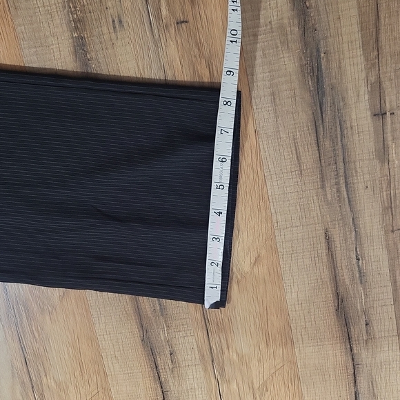 VANHEUSEN Boys' Black Pinstripe Flat Front Polyester Rayon Dress Pants - 16 Slim - Picture 13 of 16